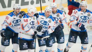 KHL bantar – två lag försvinner ut ur ligan