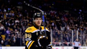 UPPGIFTER: Nytt jättebud till David Pastrnak