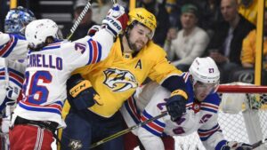 Klart: Filip Forsberg stängs av för våldsamma tacklingen