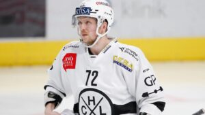 Svenskbacken lämnar Schweiz – för KHL-spel