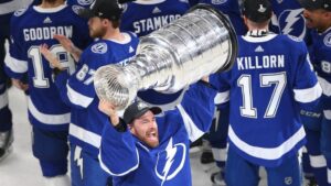 Lägger av – efter dubbla Stanley Cup-vinster