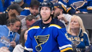 James Neal skriver kontrakt med St. Louis Blues