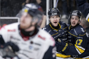 Straffar avgjorde när HV 71 vann mot Örebro Hockey