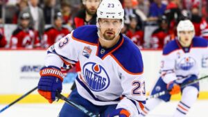 36-åringen lämnar Edmonton – blir kvar i NHL