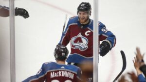 Ännu en svensk till all star-matchen – Landeskog röstas in