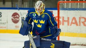 Damkronorna vände och vann – tar pallplats i Euro Hockey Tour