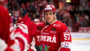 Timrås succéforward prisas – utsedd till månadens spelare i SHL