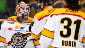 SHL:s hetaste målvakt säkrade derbysegern: ”Riktigt roligt att spela ishockey”