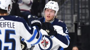 Laine nätade igen – men Jets föll