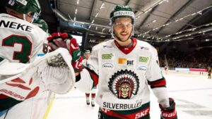 Backstjärnan släpps av NHL-klubben – lånas tillbaka till Frölunda