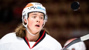 Efter skadorna – lånar in SHL-backen