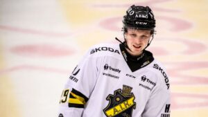 NHL-draftade forwarden lämnar AIK