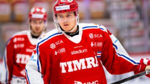 SHL-meriterade backen stannar hos serieledaren