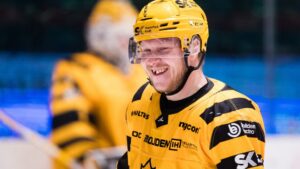 Missade SHL-avslutningen – veteranen redo för slutspelet