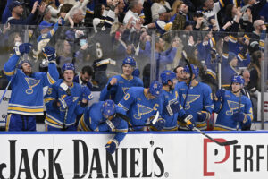 Två poäng för St Louis hemma mot Montreal