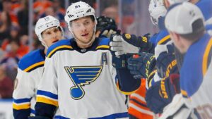 Inget kan stoppa Tarasenko och hans Blues – tangerar 17 år gammalt rekord