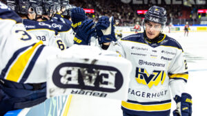 HV71:s glädjebesked: André Petersson närmar sig comeback