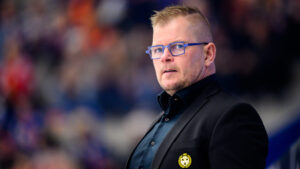 Ari-Pekka Pajuluoma sparkades från Brynäs – blir junioransvarig i Vasa Sport