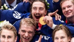 Hannes Björninen skriver på för Brynäs