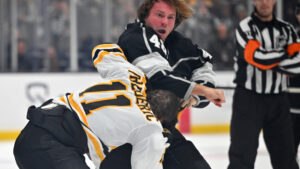 Brendan Lemieux klar för Carolina