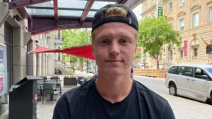 TV: Filip Bystedt hetsar inte upp sig över NHL-draften