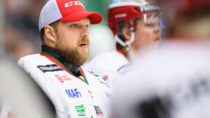 Christian Engstrand klar för Kalmar HC