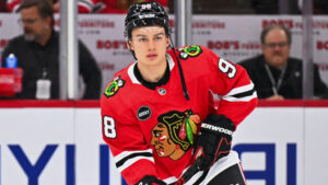 Connor Bedards succé direkt i debuten för Chicago Blackhawks