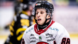 Corey Mackin lämnar Vita Hästen – klar för HC Innsbruck