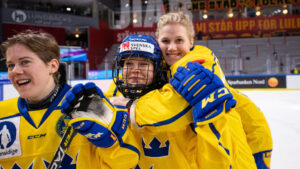 Enkät: Hur ska svensk damhockey utvecklas?