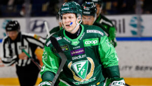 Färjestad ryckte i sista perioden och vann mot Örebro Hockey