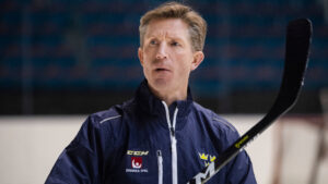 Seattle Kraken sparkar tränaren Dave Hakstol