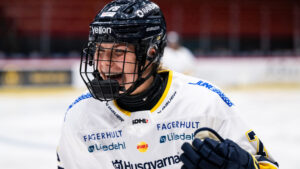 Elin Svensson matchvinnare när HV 71 slog Leksand