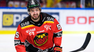 Filip Pyrochta förlänger med Luleå