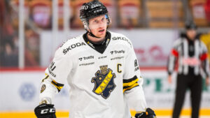 Filip Windlert förlänger med AIK