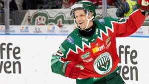 Max Friberg förlänger med Frölunda