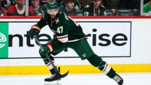 Alex Goligoski förlänger med Minnesota