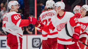 Jonatan Berggren och Gustav Lindström målskyttar i Red Wings storseger