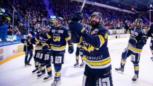 HV71:s glädje – säkrar SHL-kontraktet: “Vi strider som…”