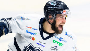 Hockeyallsvenska skyttekungen klar för Färjestad