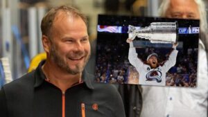 Henrik Gradin vann Stanley Cup hemifrån: “Skulle åka över till match sju”