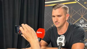 Mikael Backlund kan prisas på NHL Awards – för kampen mot ALS