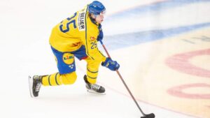 Isak Garfve kliver ner i Hockeyettan