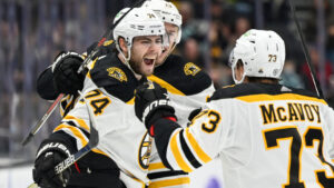 Jake DeBrusk ville trejdas – nu är han i sitt livs målform