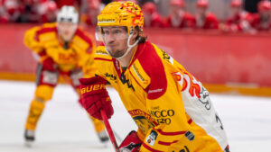 Uppgifter: Jesper Olofsson uttagen i Tre Kronor