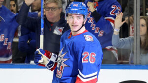 Jimmy Vesey skriver nytt tvåårskontrakt med New York Rangers