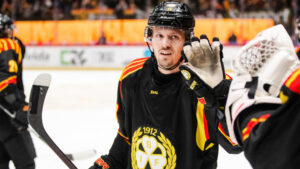 Johannes Kinnvall skriver nytt tvåårskontrakt med Brynäs