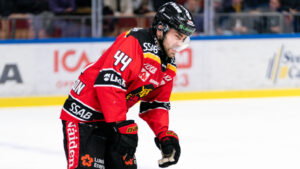 Jonathan Andersson borta med handlesdfraktur