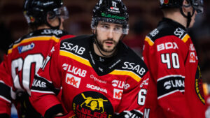 Konstantin Komarek bekräftar: Har hockeyallsvenskt erbjudande