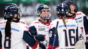 Linköping avgjorde tät match mot HV 71 i tredje perioden