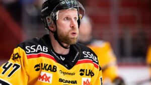 Leo Komarov om framtiden: “Spelar egentligen inte för kontrakt”